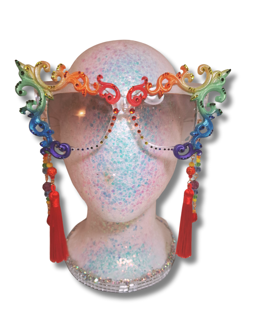Trash and Glow mannequin wearing eyewear